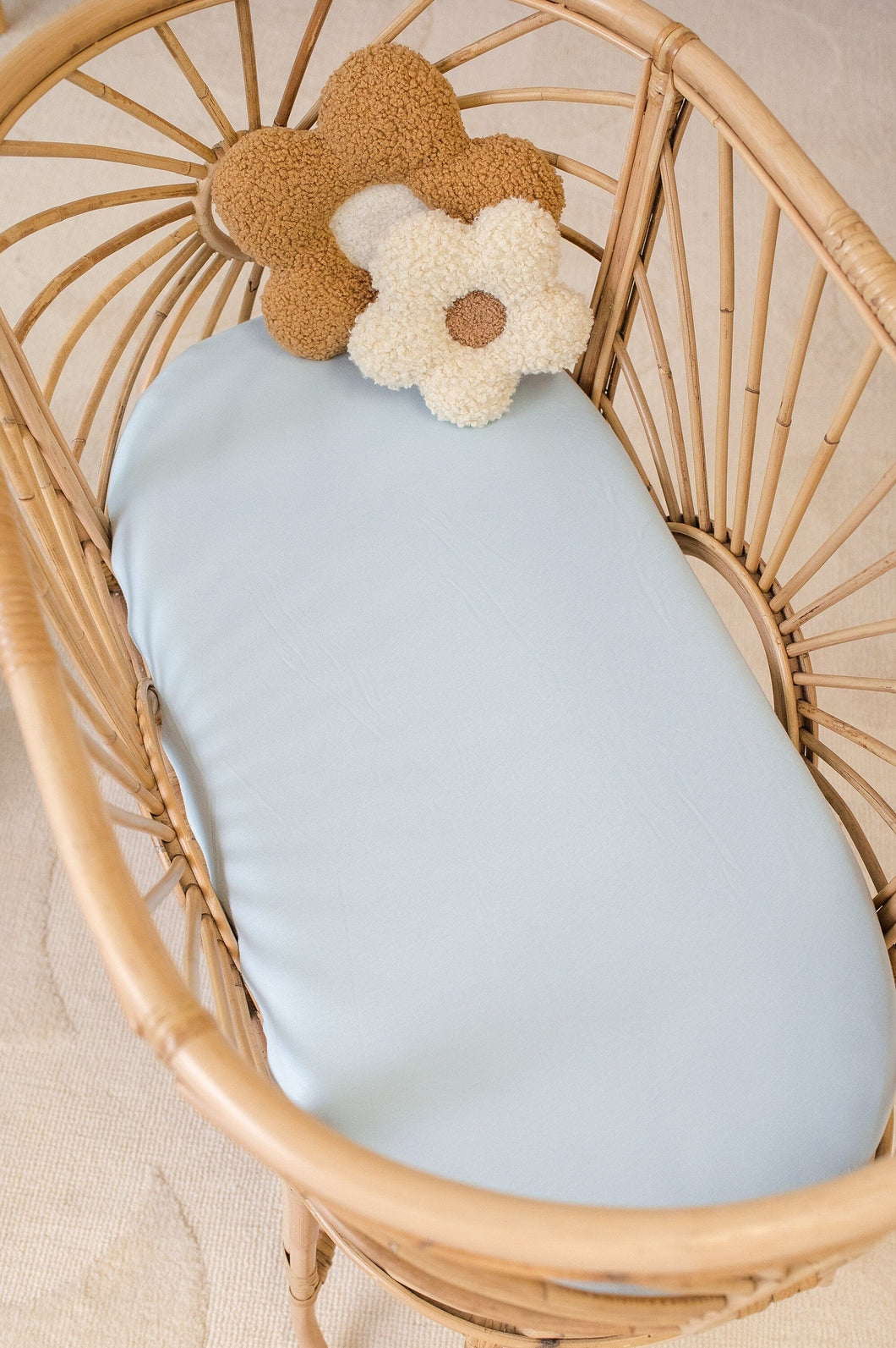 Organic Change Pad/Bassinet Sheet | Pastel Sky