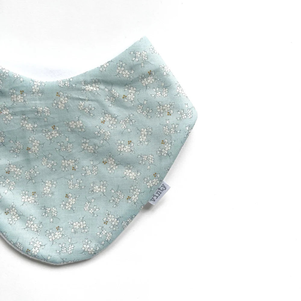 Petite Bleu