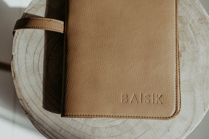 Nappy Wallet | Tan