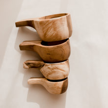 Load image into Gallery viewer, Wooden Measuring cups set of 4