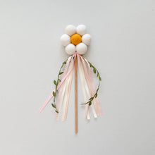 Load image into Gallery viewer, Daisy Flower Wand | White