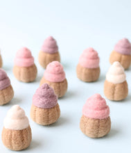 Load image into Gallery viewer, Cupcakes 3pc